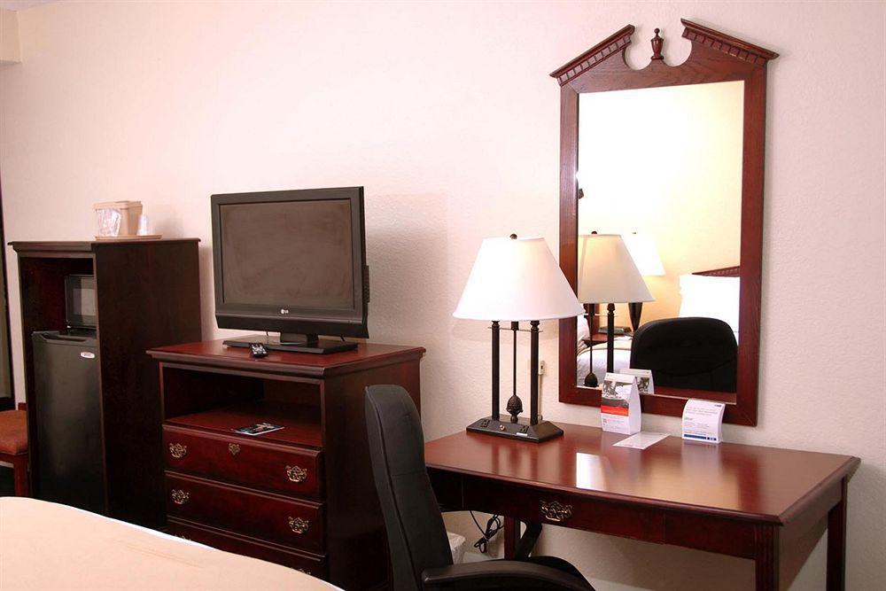 La Quinta By Wyndham Jonesboro Otel Dış mekan fotoğraf