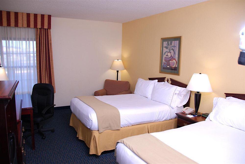 La Quinta By Wyndham Jonesboro Otel Dış mekan fotoğraf